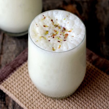 Pendu Special Lassi with Makhan